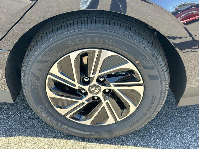 new 2026 Hyundai Sonata Hybrid car, priced at $30,182