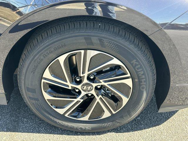 new 2026 Hyundai Sonata Hybrid car, priced at $30,182