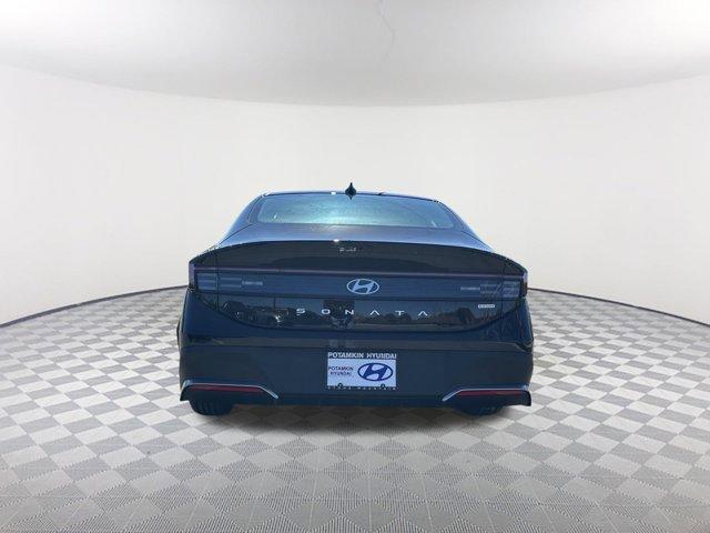 new 2026 Hyundai Sonata Hybrid car, priced at $30,182