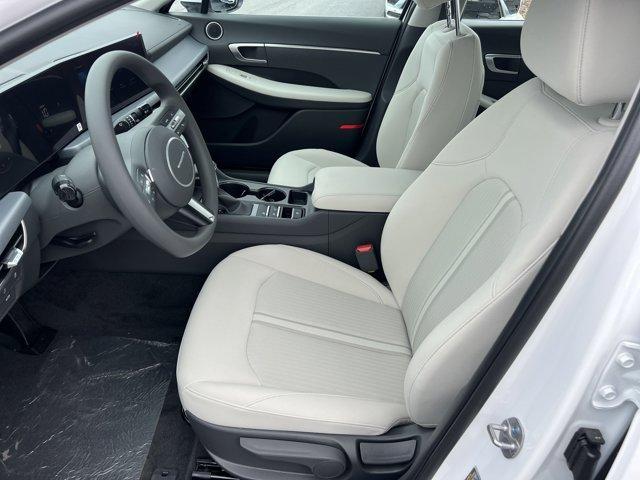 new 2025 Hyundai Sonata car, priced at $28,078