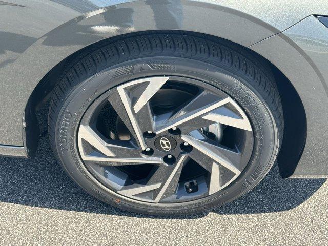 new 2025 Hyundai Elantra car, priced at $24,494