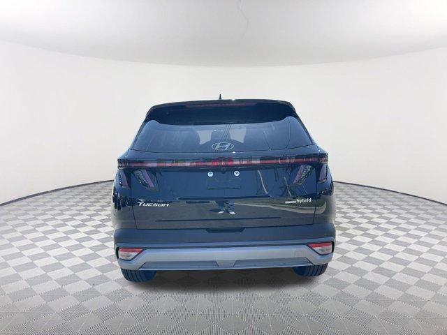 new 2025 Hyundai TUCSON Hybrid car