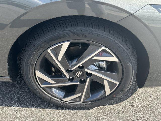 new 2025 Hyundai Elantra car, priced at $24,389
