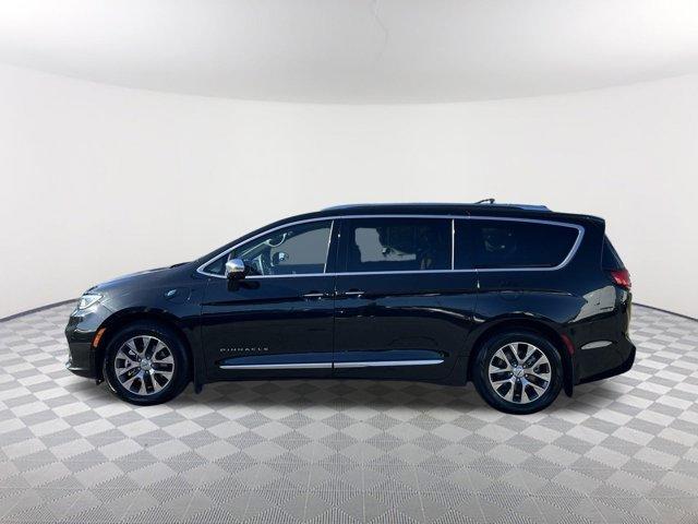 used 2022 Chrysler Pacifica Hybrid car, priced at $35,790