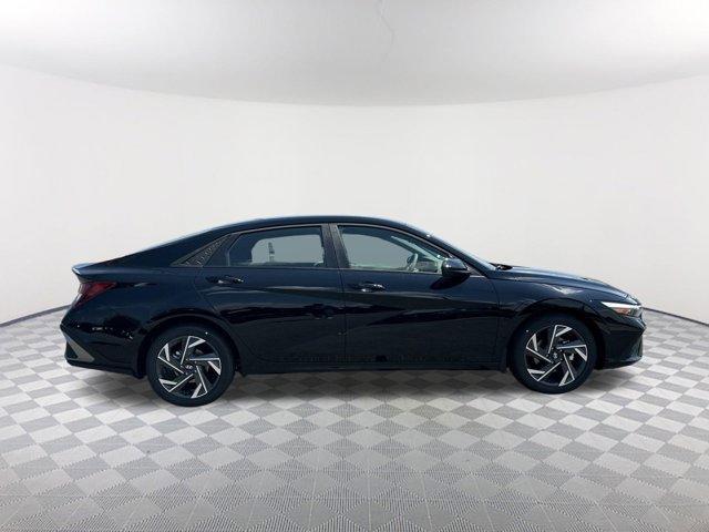 new 2025 Hyundai Elantra car, priced at $24,428