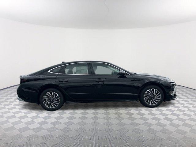 new 2025 Hyundai Sonata Hybrid car, priced at $32,593