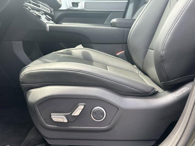 new 2025 Hyundai SANTA FE HEV car, priced at $37,420