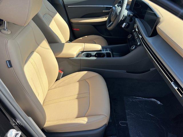 new 2025 Hyundai Sonata Hybrid car, priced at $37,011