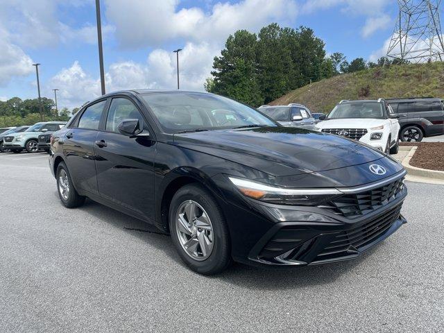 new 2025 Hyundai Elantra car, priced at $23,198
