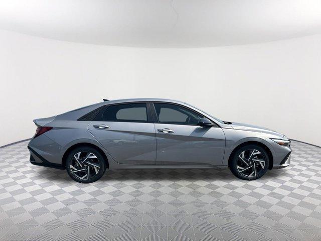 new 2025 Hyundai Elantra car, priced at $24,376