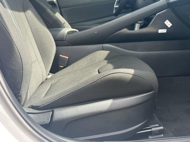 new 2025 Hyundai Elantra car, priced at $27,386