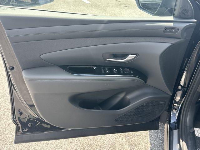 new 2025 Hyundai TUCSON Hybrid car, priced at $42,592
