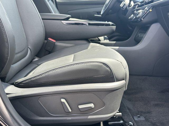 new 2025 Hyundai TUCSON Hybrid car, priced at $42,592