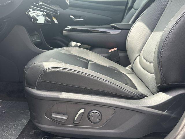 new 2025 Hyundai TUCSON Hybrid car, priced at $42,393