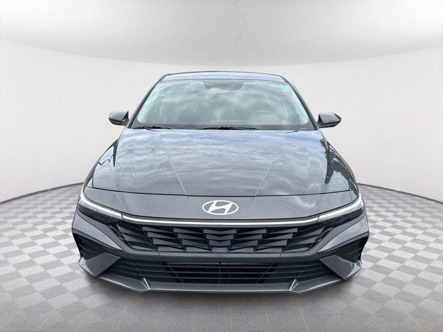 new 2024 Hyundai Elantra car, priced at $23,623