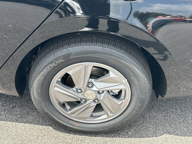 new 2025 Hyundai Elantra car, priced at $23,545