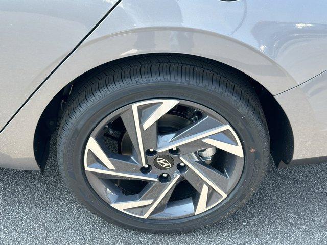 new 2025 Hyundai Elantra car, priced at $24,522