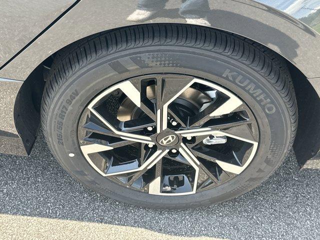new 2025 Hyundai Sonata car, priced at $28,798