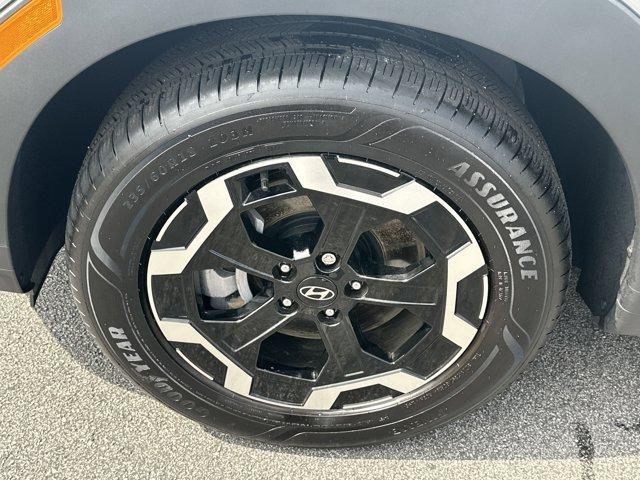 used 2025 Hyundai Santa Fe car, priced at $36,981