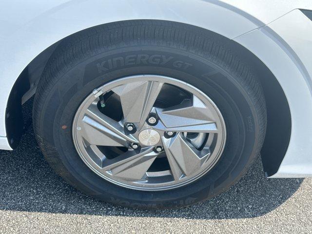 new 2025 Hyundai Elantra car, priced at $24,415