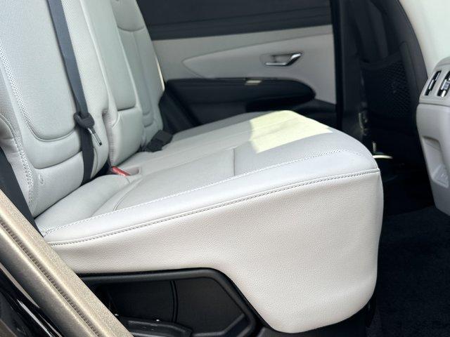 new 2025 Hyundai TUCSON Hybrid car, priced at $42,592