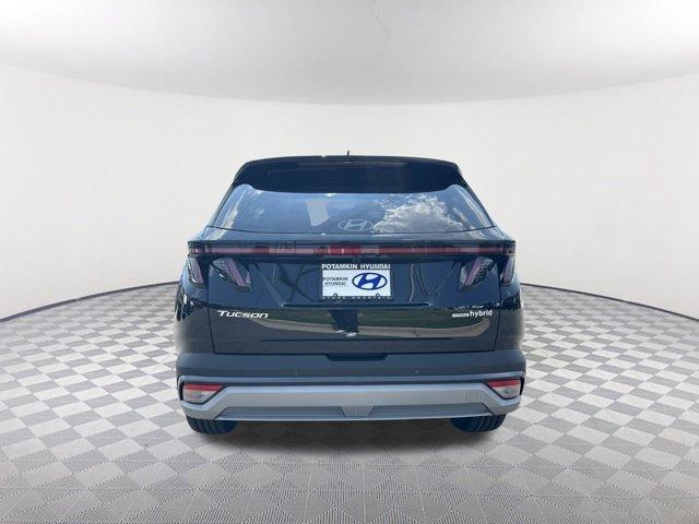 new 2025 Hyundai TUCSON Hybrid car, priced at $42,592