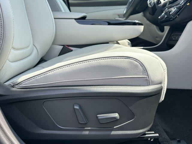 new 2025 Hyundai TUCSON Hybrid car, priced at $42,592