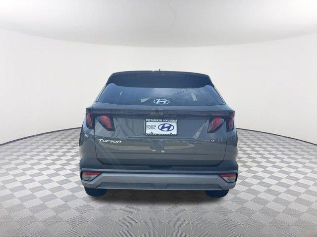 new 2025 Hyundai Tucson car, priced at $29,928