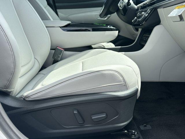 new 2025 Hyundai TUCSON Hybrid car, priced at $43,850