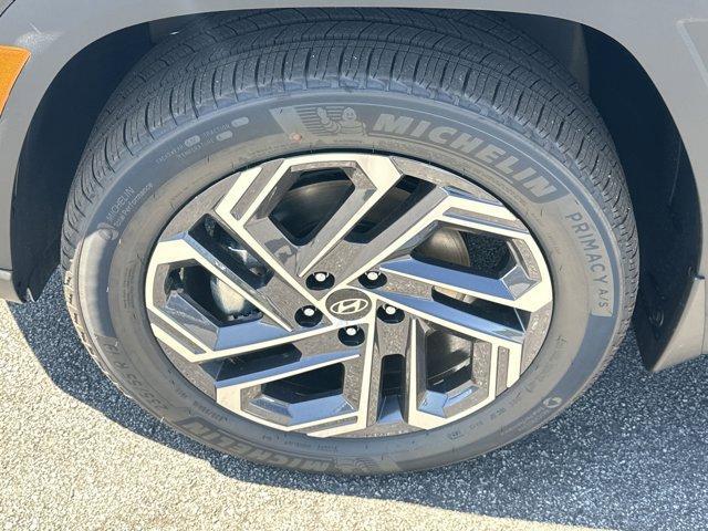 new 2025 Hyundai TUCSON Hybrid car, priced at $42,506