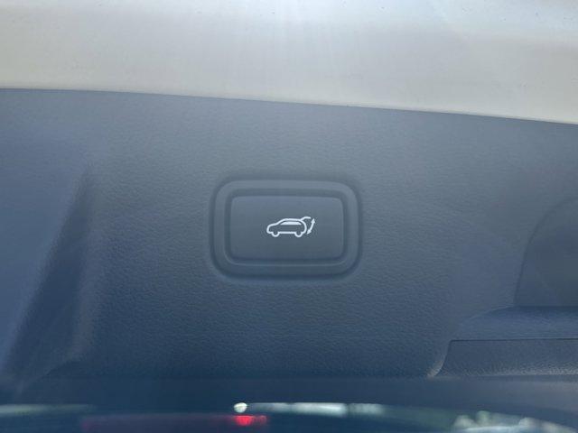 used 2025 Hyundai Palisade car, priced at $39,991
