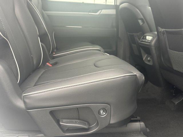 used 2025 Hyundai Palisade car, priced at $40,996
