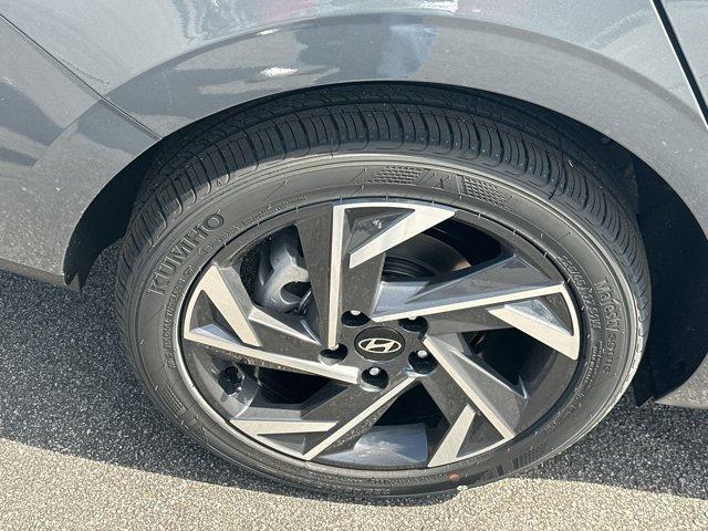 new 2025 Hyundai Elantra car, priced at $24,422