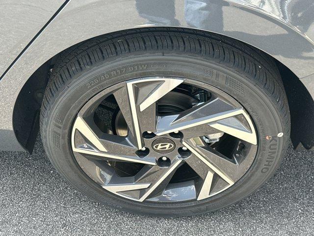 new 2025 Hyundai Elantra car, priced at $24,422