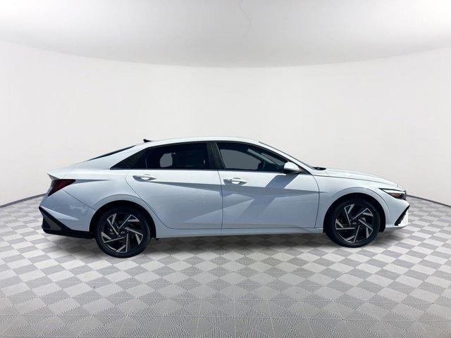 new 2025 Hyundai Elantra car, priced at $27,374