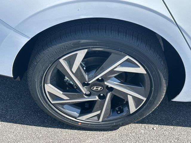 new 2025 Hyundai Elantra car, priced at $27,374