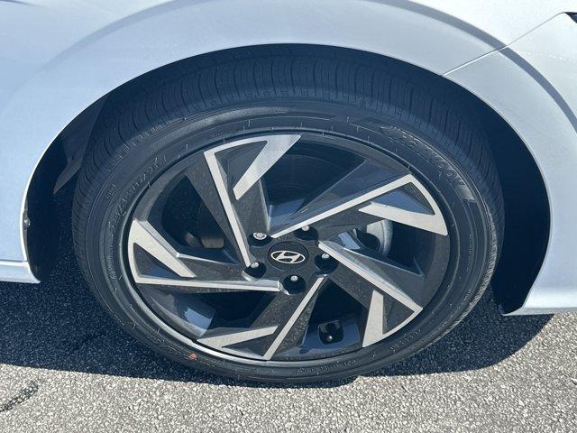 new 2025 Hyundai Elantra car, priced at $27,374