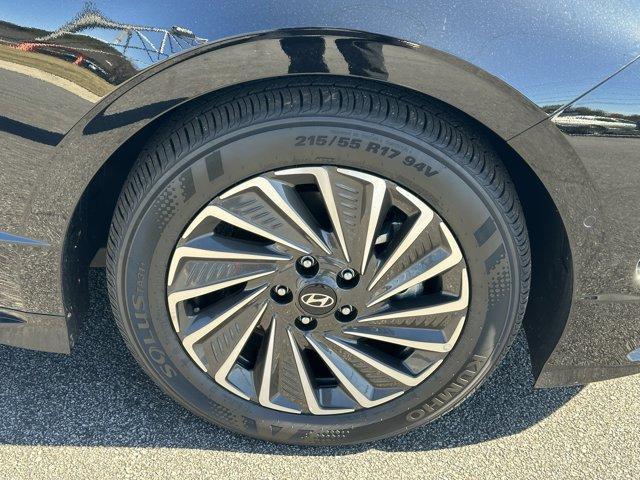new 2025 Hyundai Sonata Hybrid car, priced at $36,771