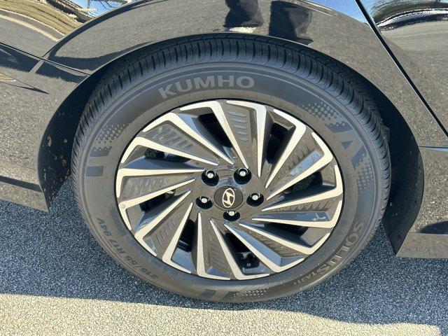 new 2025 Hyundai Sonata Hybrid car, priced at $36,771