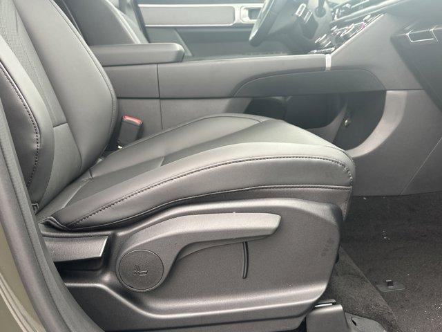 new 2025 Hyundai Santa Fe car, priced at $37,977