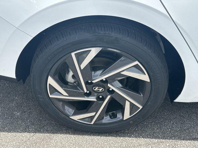 new 2025 Hyundai Elantra car, priced at $24,719