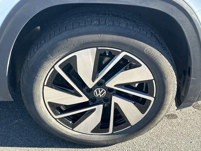 used 2024 Volkswagen Atlas car, priced at $33,790