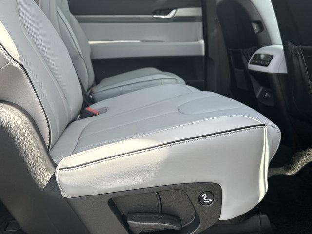 new 2025 Hyundai Palisade car, priced at $40,995