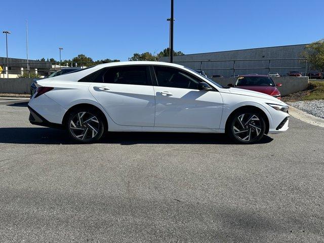new 2025 Hyundai Elantra car, priced at $24,981