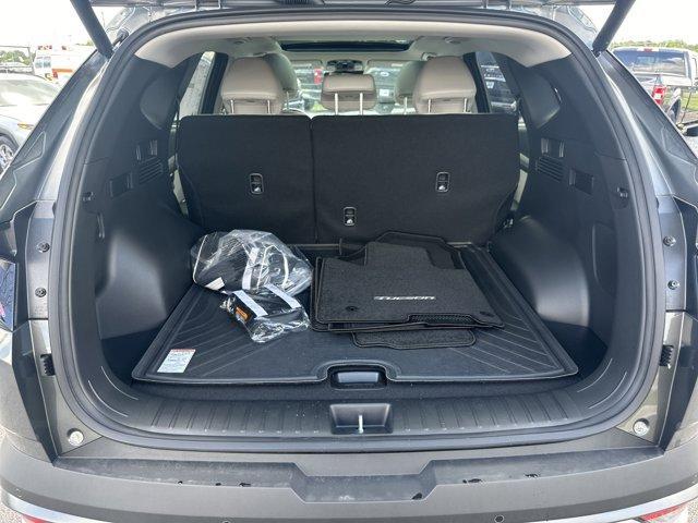 new 2025 Hyundai TUCSON Hybrid car, priced at $42,506