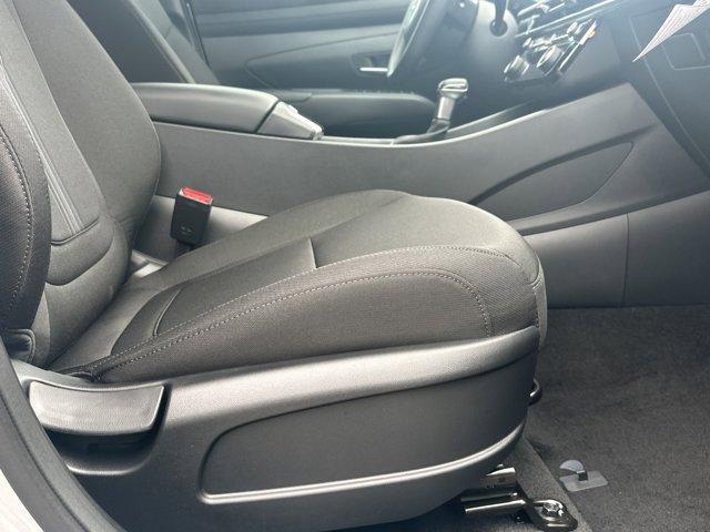 new 2025 Hyundai Tucson car, priced at $32,078