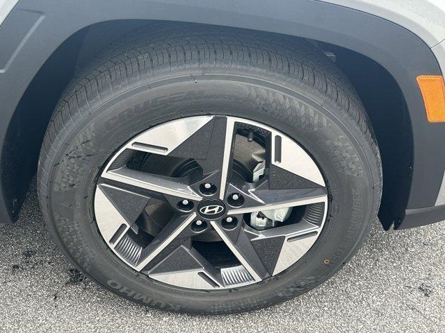 new 2025 Hyundai Tucson car, priced at $32,078