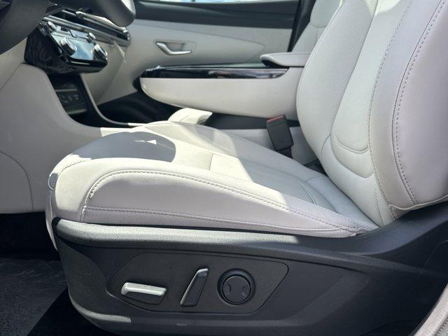 new 2025 Hyundai TUCSON Hybrid car, priced at $38,220