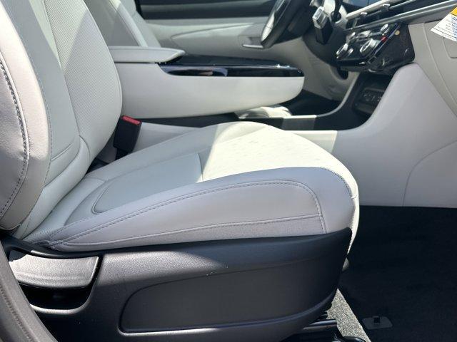 new 2025 Hyundai TUCSON Hybrid car, priced at $38,220