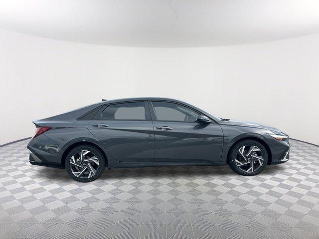new 2025 Hyundai Elantra car, priced at $24,422